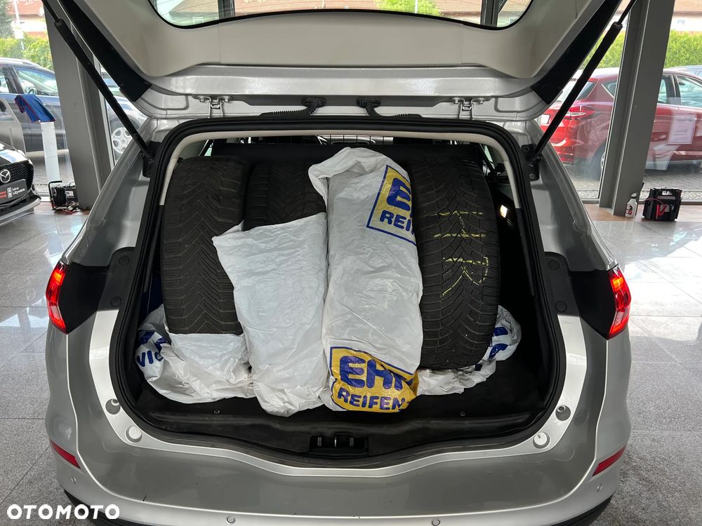 Ford Mondeo 2.0 EcoBlue Titanium - 14