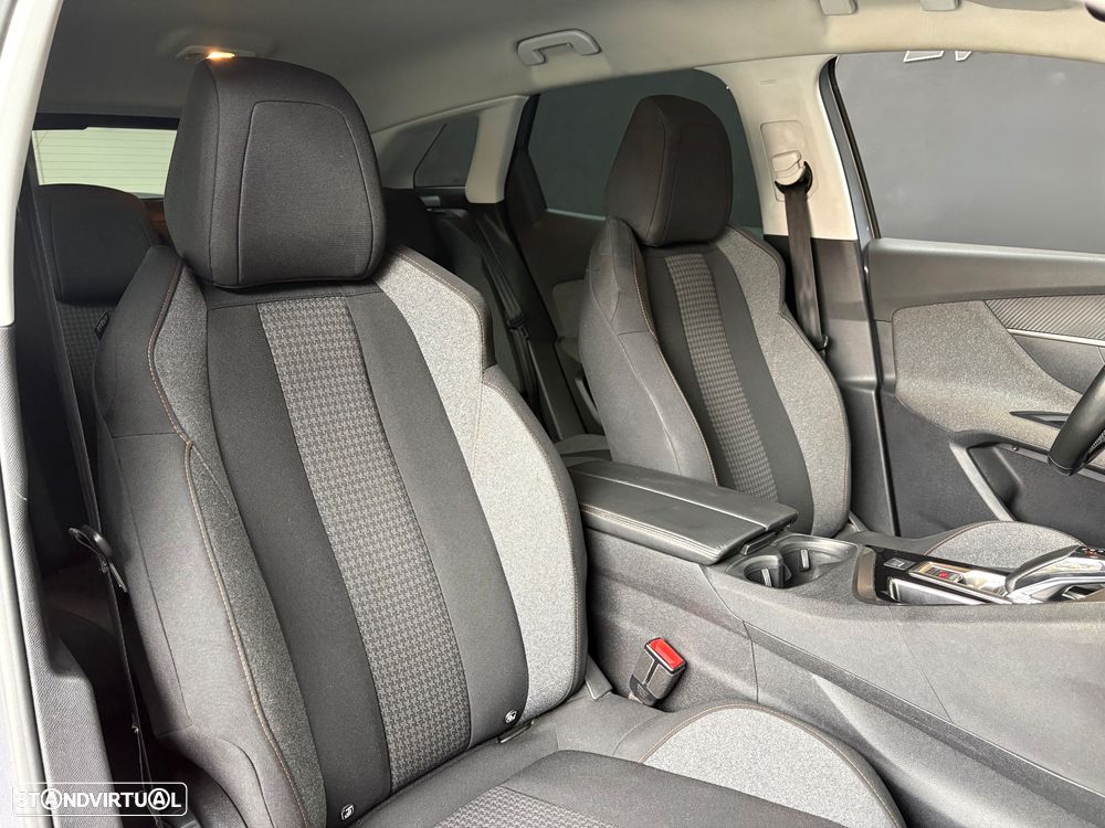 Peugeot 3008 PureTech 130 Stop & Start GPF EAT8 Active - 13