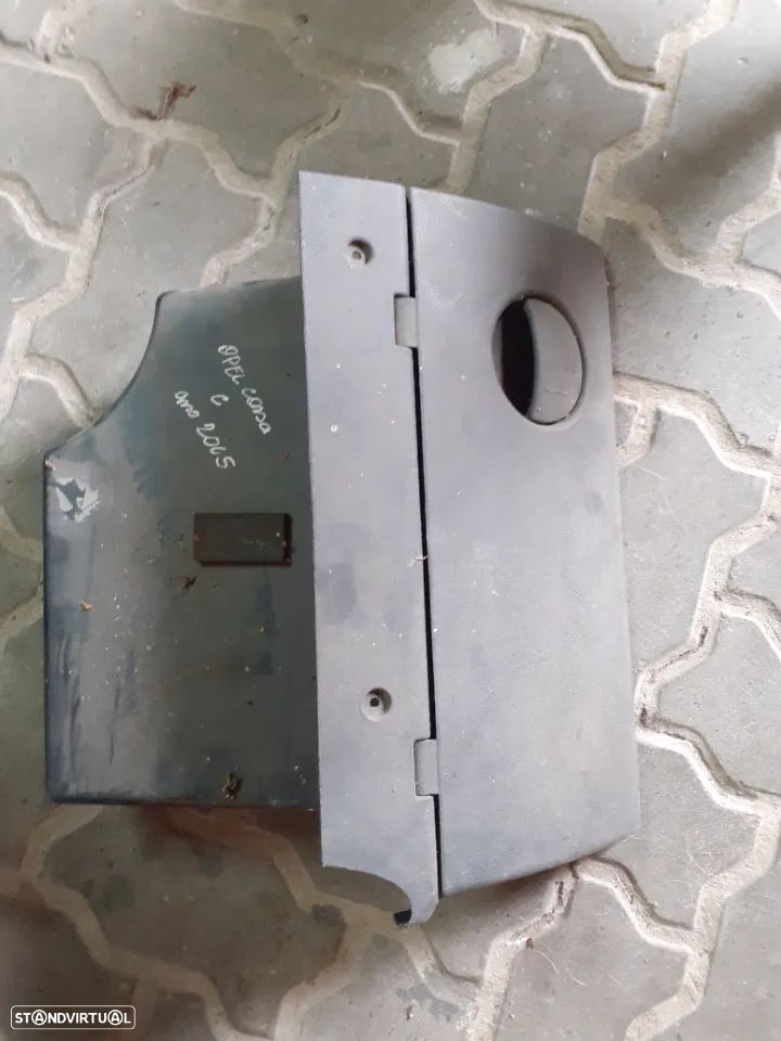 Porta luvas opel corsa c - 1