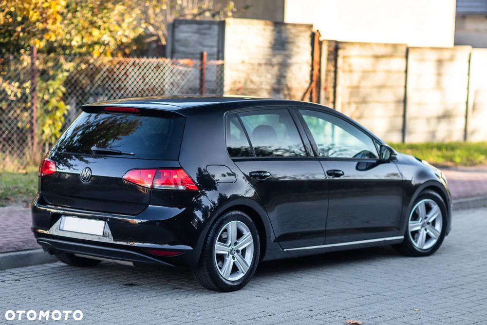 Volkswagen Golf - 4