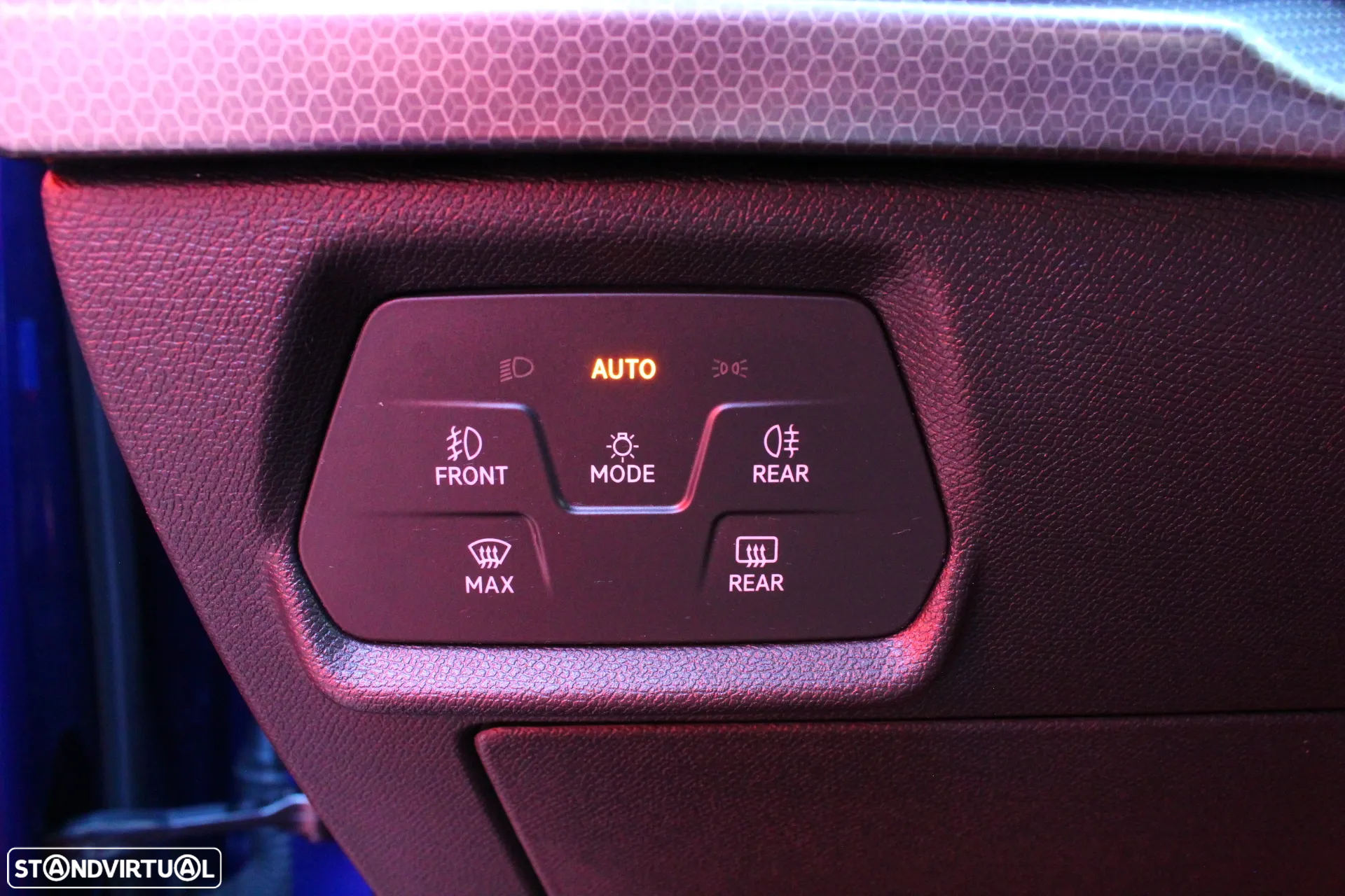 SEAT Leon 1.0 ETSI Style DSG - 17