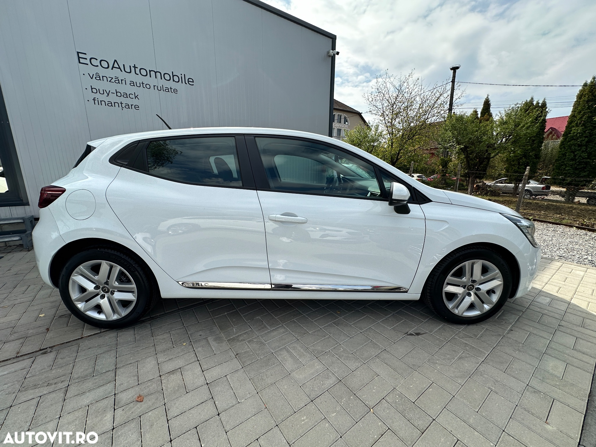 Renault Clio TCe 100 INTENS - 2