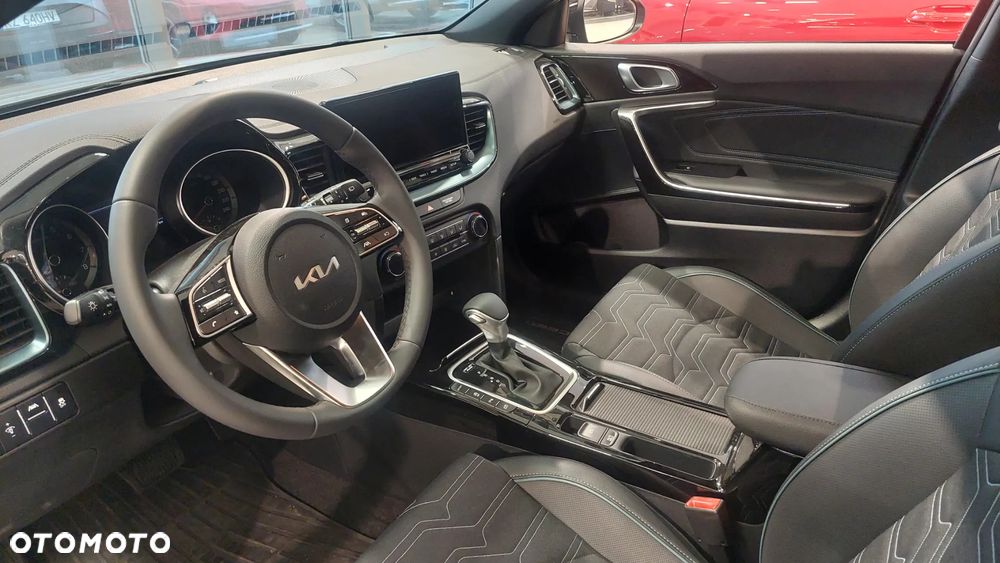 Kia XCeed - 5