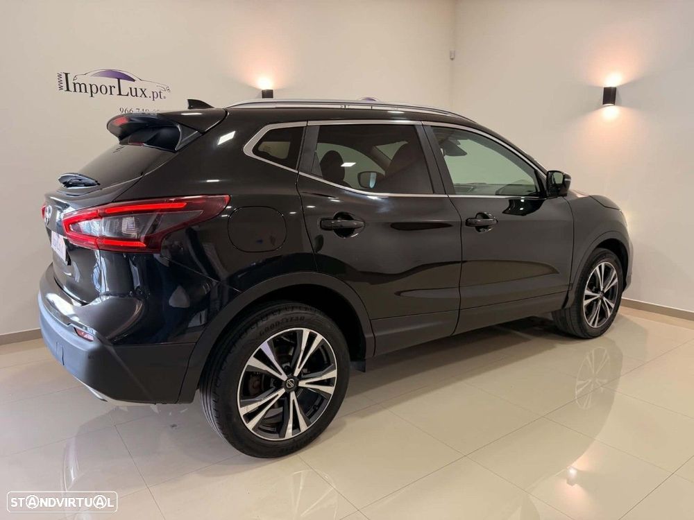 Nissan Qashqai 1.5 dCi N-Connecta - 2