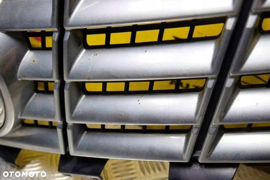 CADILLAC SRX 2013-2016 GRILL ATRAPA PRZÓD USA - 5