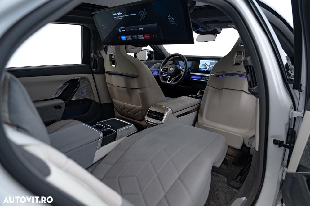 BMW Seria 7 - 12