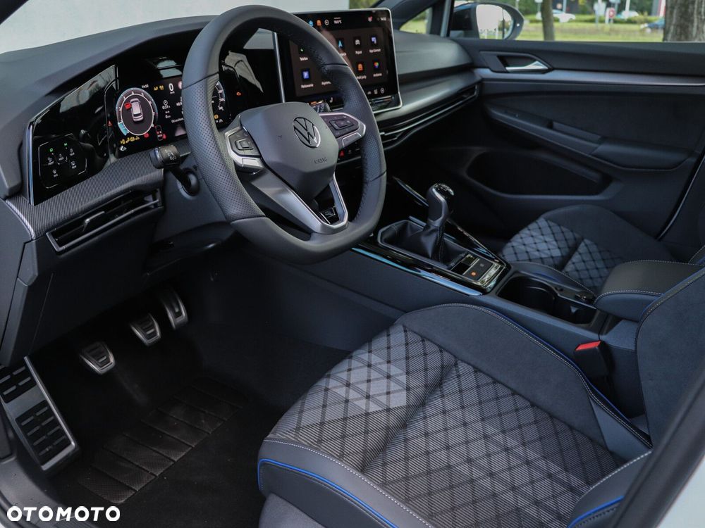 Volkswagen Golf - 13