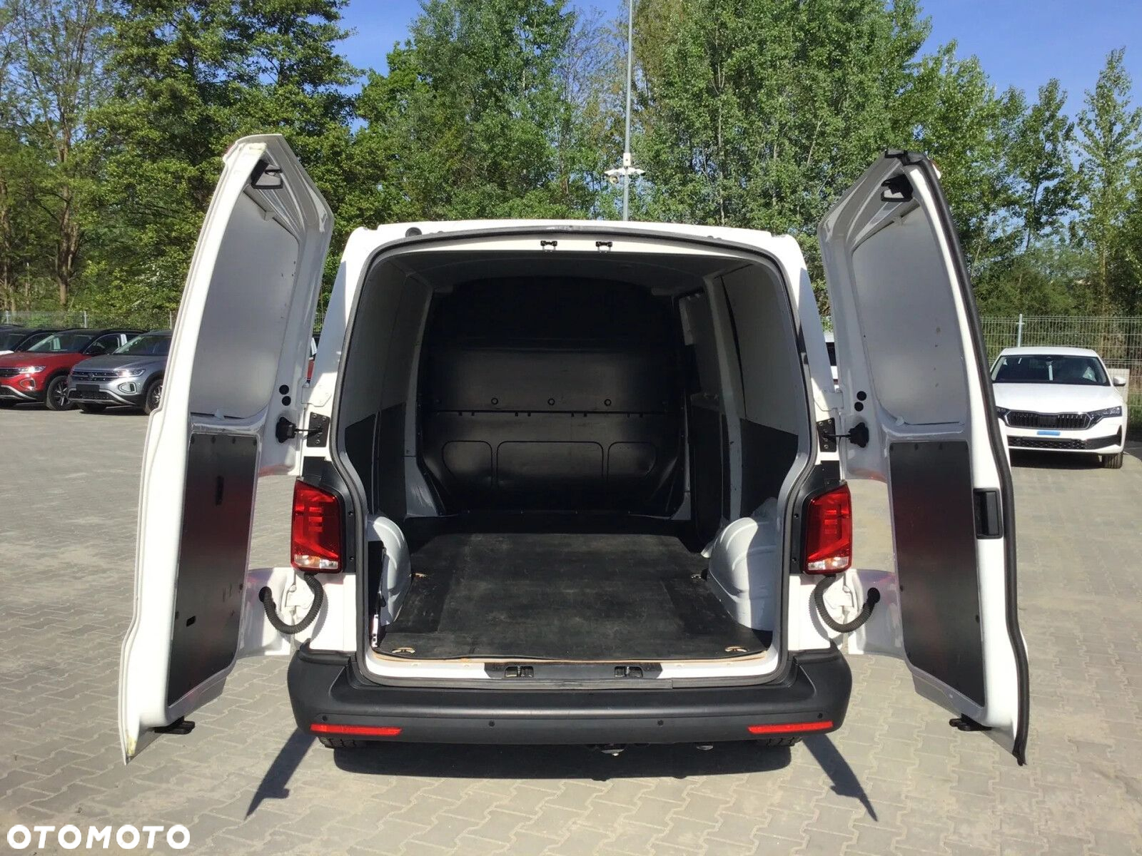 Volkswagen Transporter - 16
