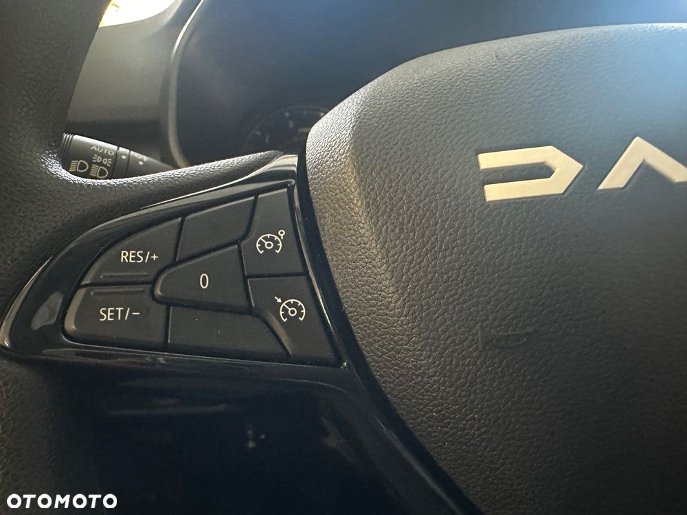 Dacia Sandero SCe 65 Essential - 16