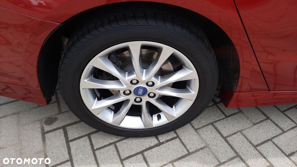 Ford Mondeo - 17