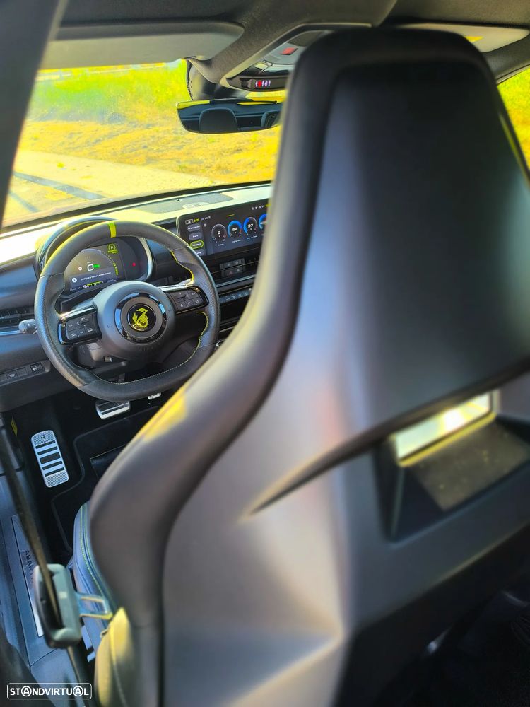 Abarth 600e 54 kWh Scorpionissima - 8