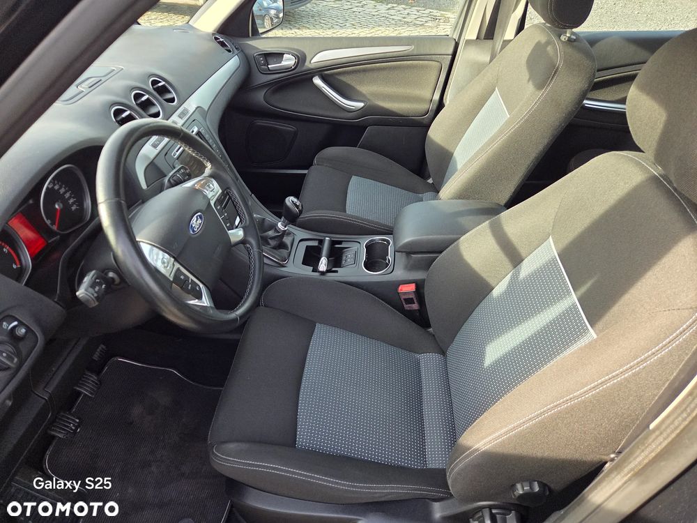 Ford S-Max 2.0 TDCi DPF Titanium - 8
