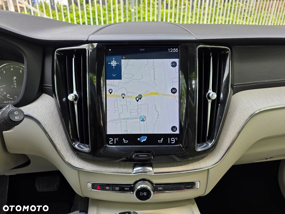 Volvo XC 60 T5 AWD Inscription - 10