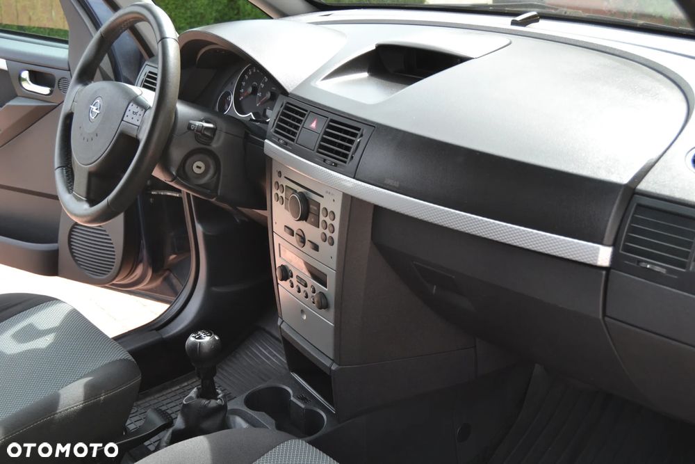 Ford Focus 1.6 TI-VCT Titanium - 37