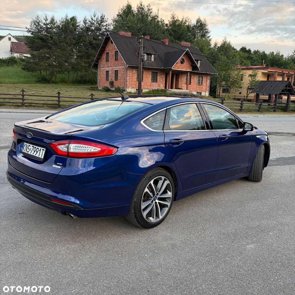 Ford Fusion - 14