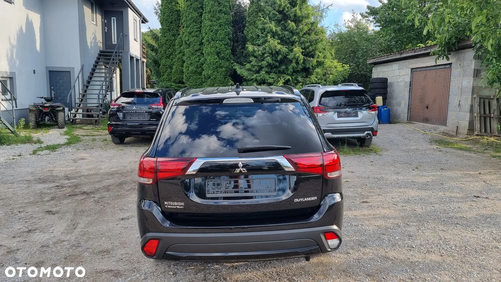 Mitsubishi Outlander 2.0 2WD CVT Edition 100 - 3