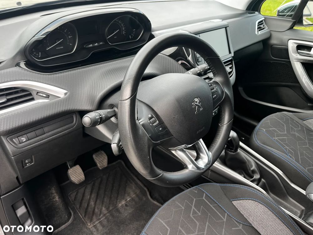 Peugeot 2008 PureTech 82 Style - 10