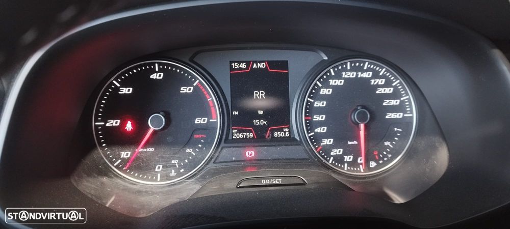 SEAT Leon 1.6 TDI ECOMOTIVE Style - 17