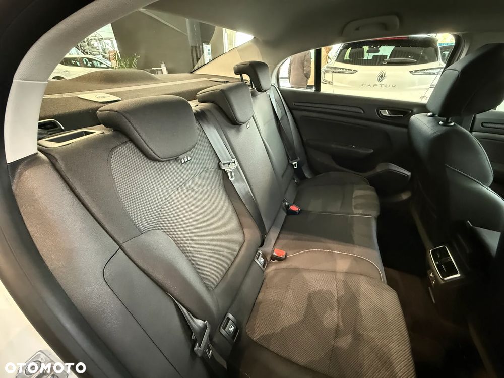 Renault Megane 1.3 TCe FAP Equilibre - 31