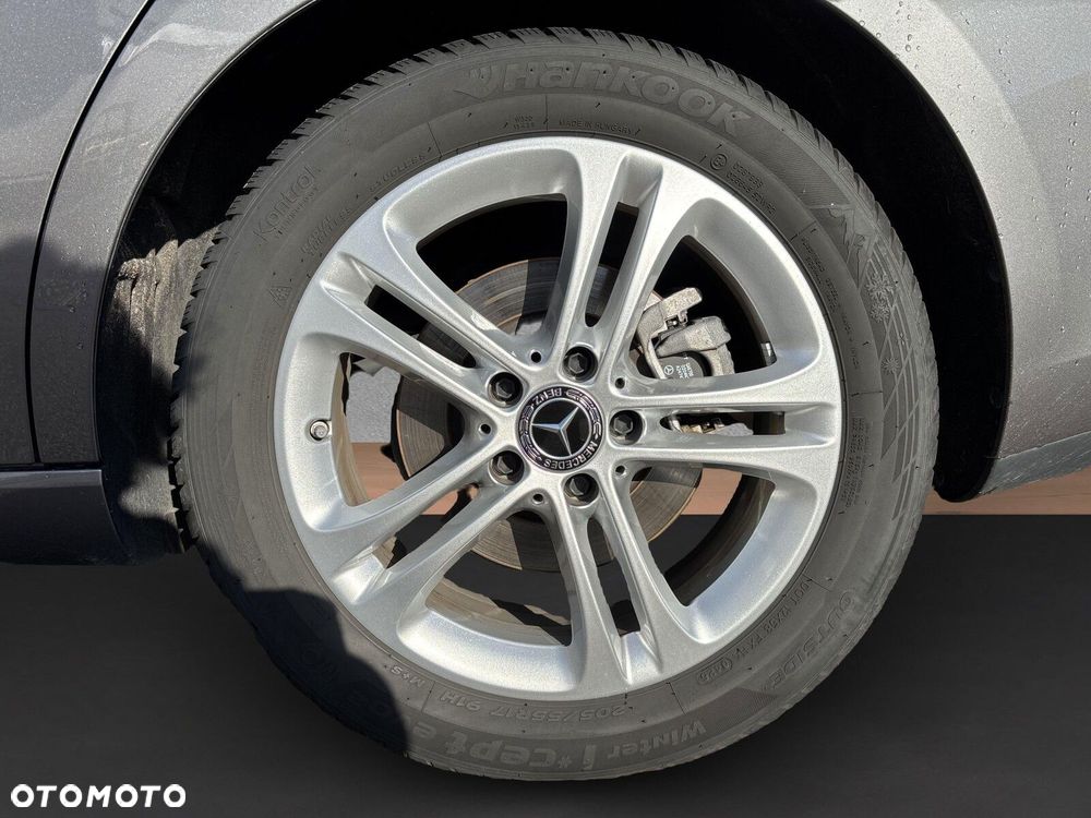 Mercedes-Benz CLA - 10