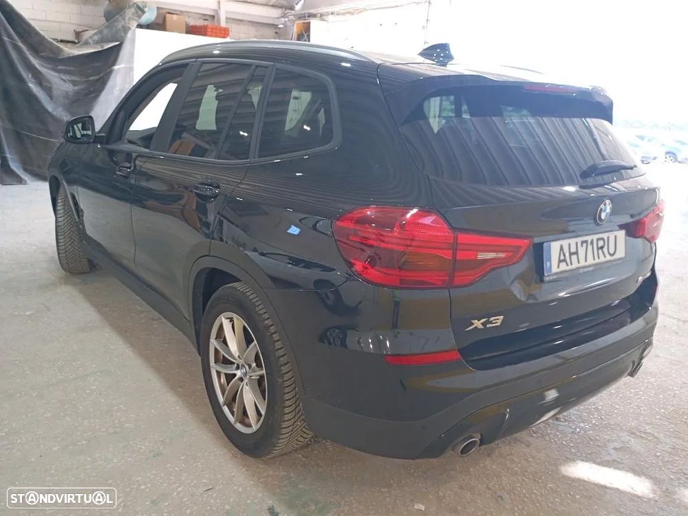 BMW X3 18 d sDrive Auto - 2