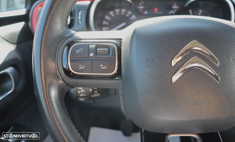 Citroën C3 1.2 PureTech Shine - 26