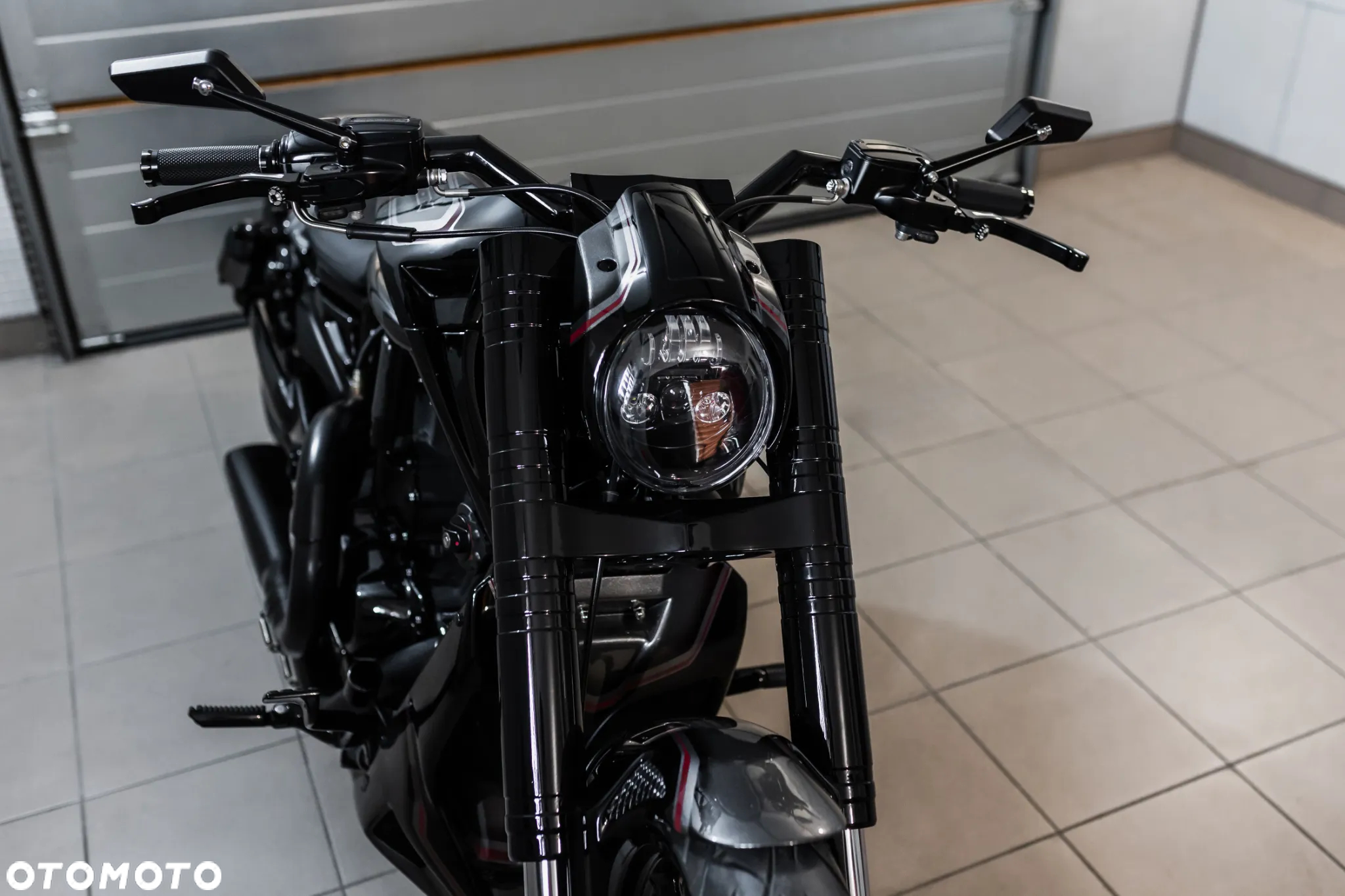 Harley-Davidson V-Rod Muscle - 7