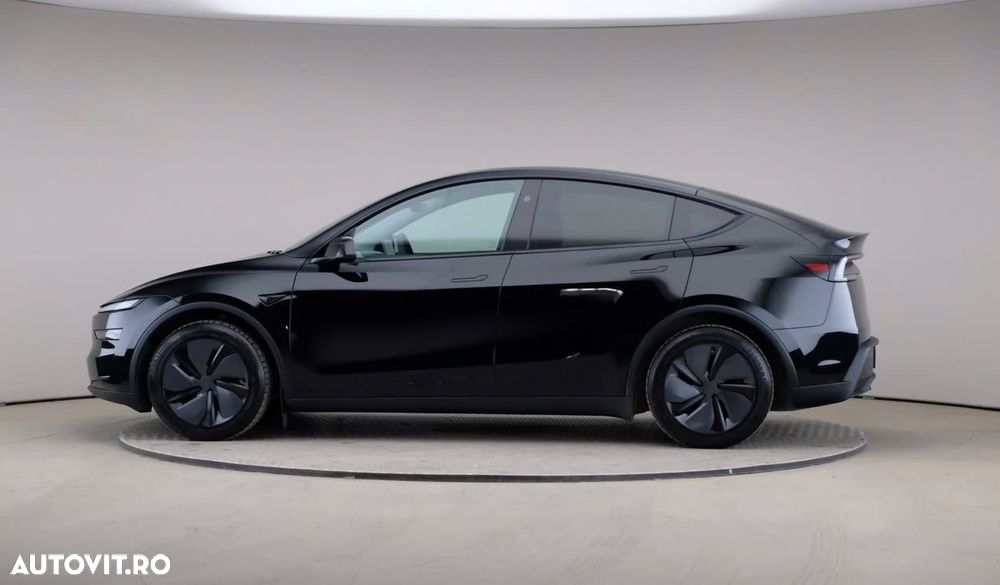 Tesla Model Y Long Range RWD - 5