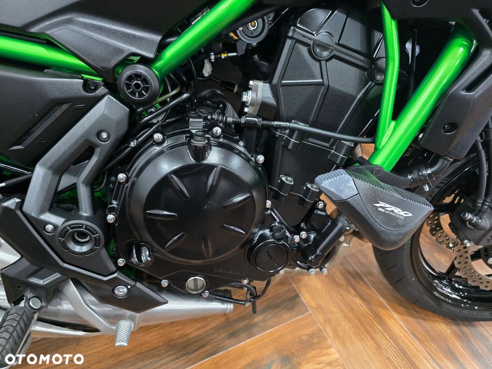 Kawasaki Z 650 - 12
