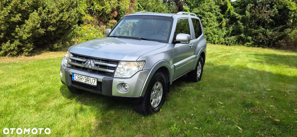 Mitsubishi Pajero 3.2 DID Intense + - 4