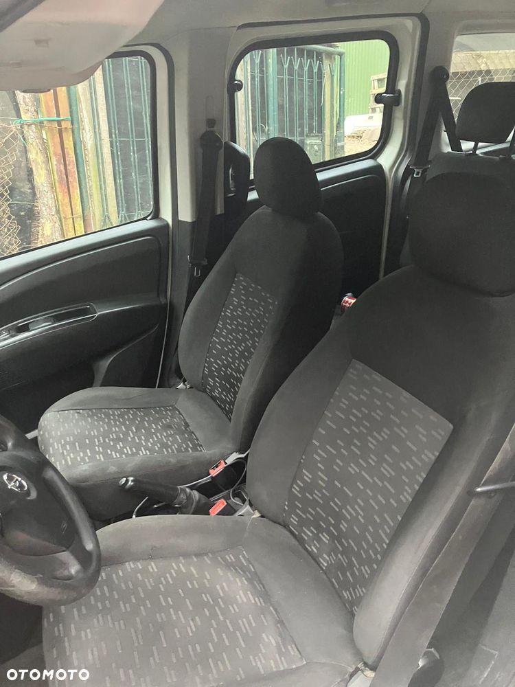 Opel Combo Tour L1H1 - 19
