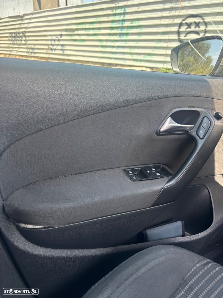 VW Polo 1.6 TDI R-Line BlueMotion - 15