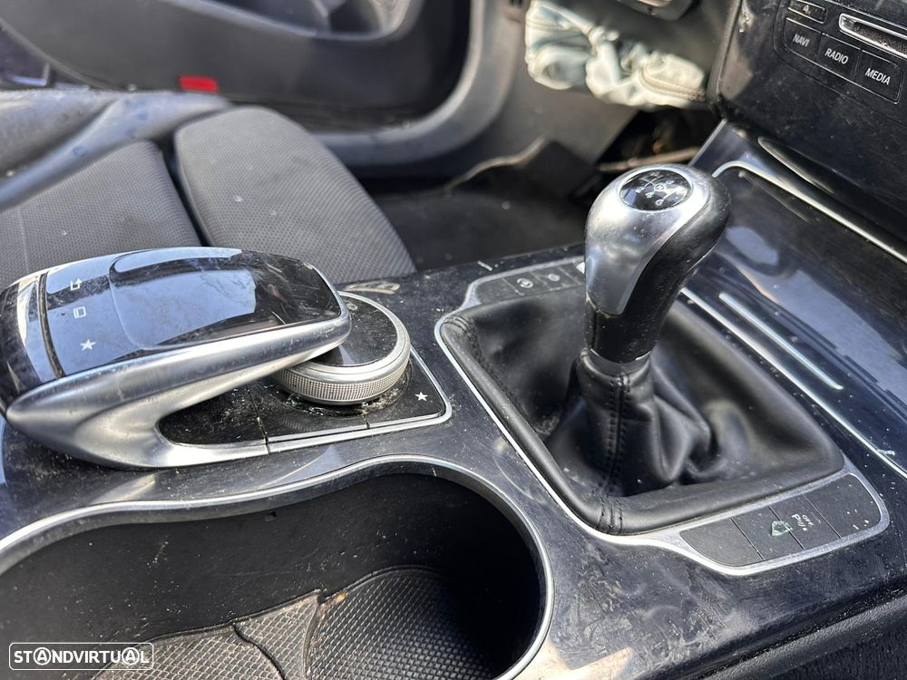 MERCEDES-BENZ Classe C (W205) C 220 BlueTEC d Diesel 170 cv 125 kW para peças - 6