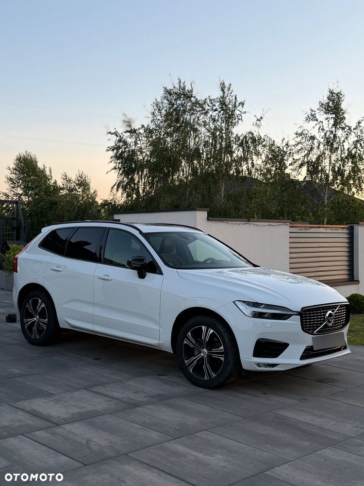 Volvo XC 60 B5 D AWD R-Design - 2
