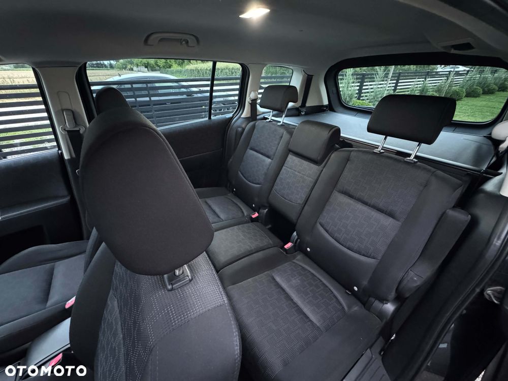 Mazda 5 2.0 Exclusive - 17