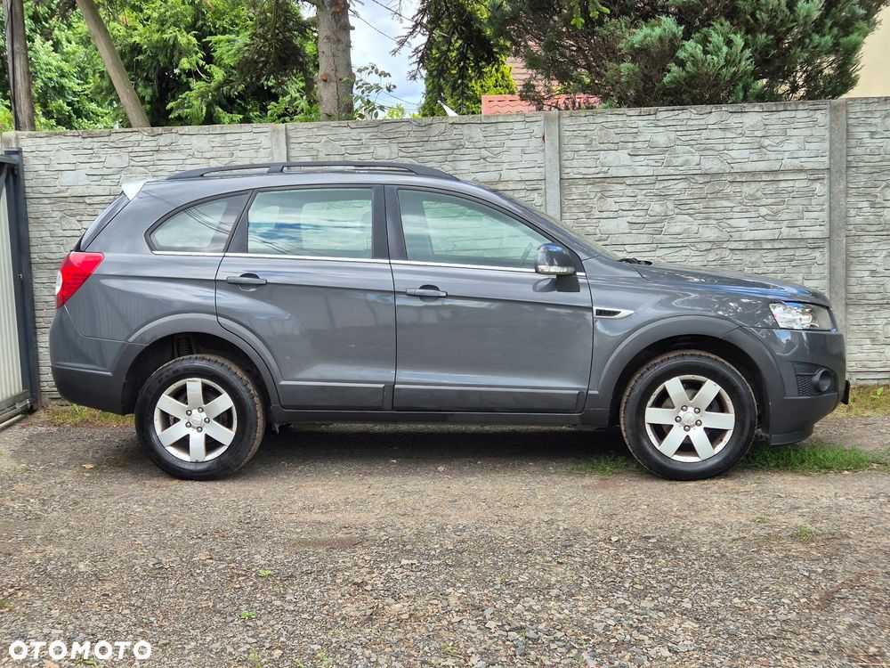 Chevrolet Captiva 2.4 2WD LT - 3
