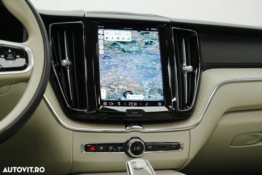 Volvo XC 60 Recharge T6 Twin Engine eAWD Inscription Expression - 27