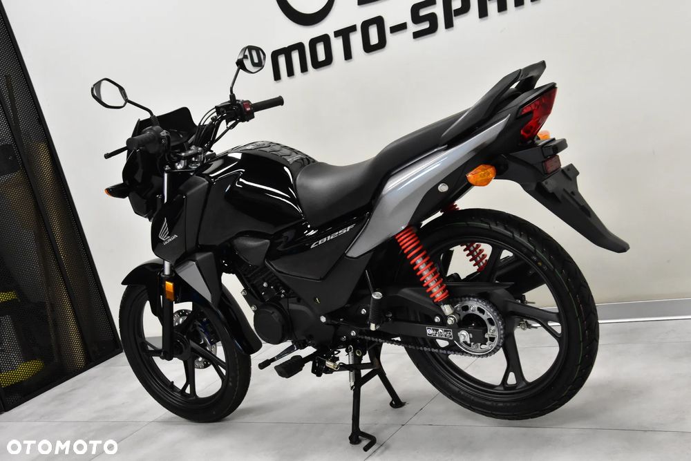 Honda CB - 11