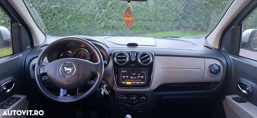 Dacia Lodgy TCe 115 Celebration - 6