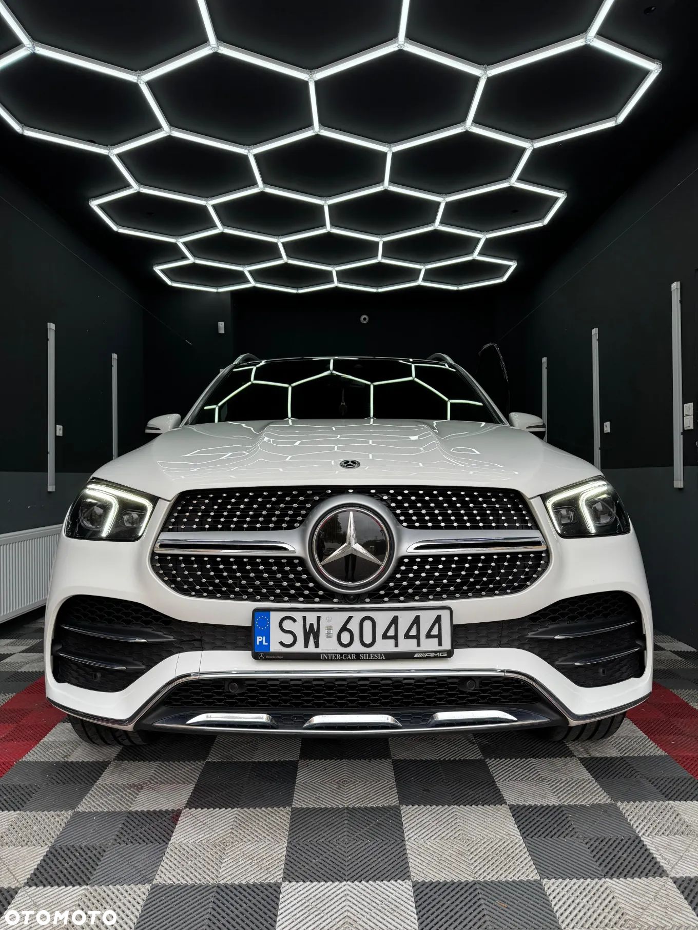 Mercedes-Benz GLE 300 d 4-Matic - 1