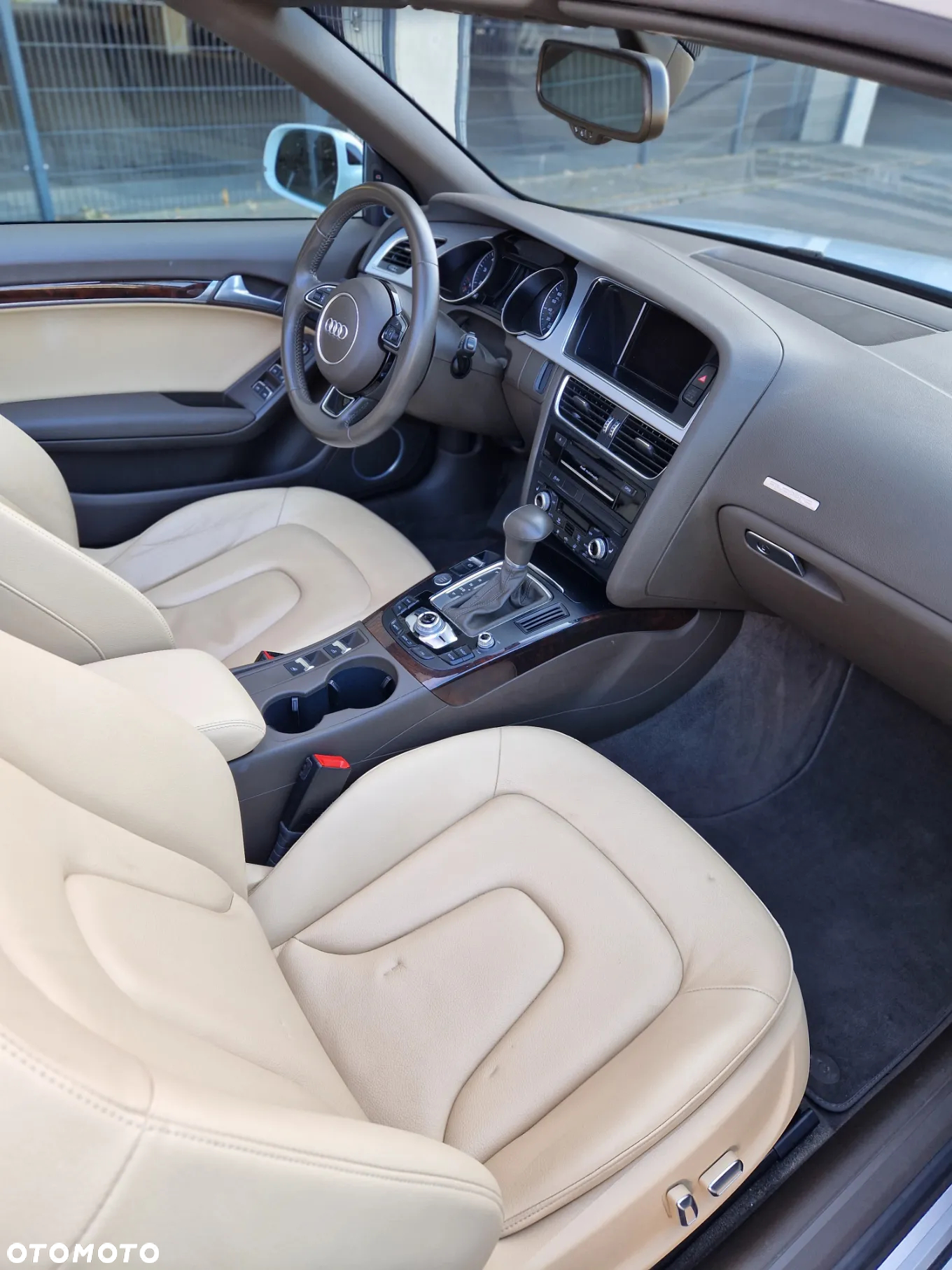 Audi A5 Cabrio - 13