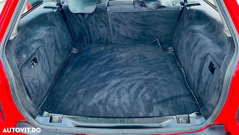 Audi A4 Limuzina Luxury - 11