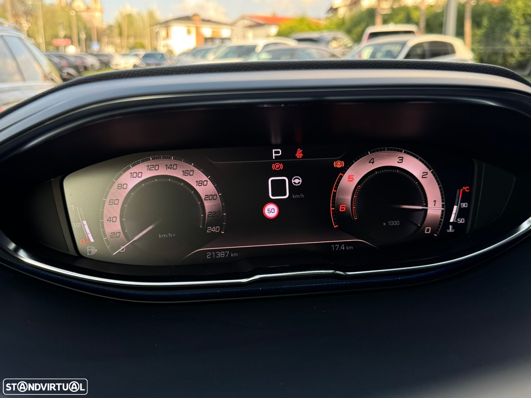 Peugeot 3008 1.5 BlueHDi GT EAT8 - 30