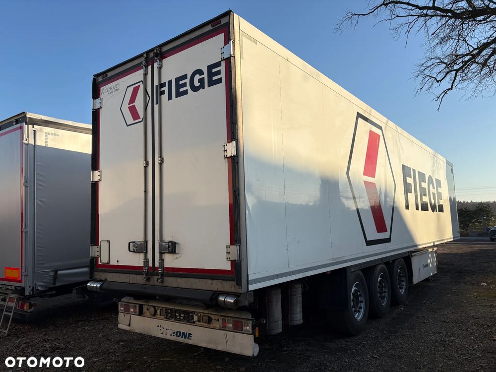 Krone CHŁODNIA DOPPELSTOCK, CARRIER 1550 - 3