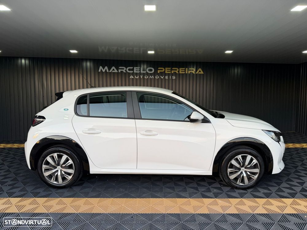 Peugeot e-208 50 kWh Active Pack - 4