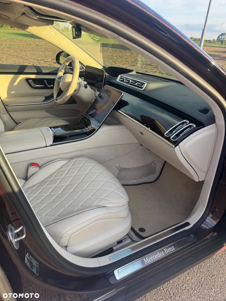 Mercedes-Benz S-Class 2024 photo 4
