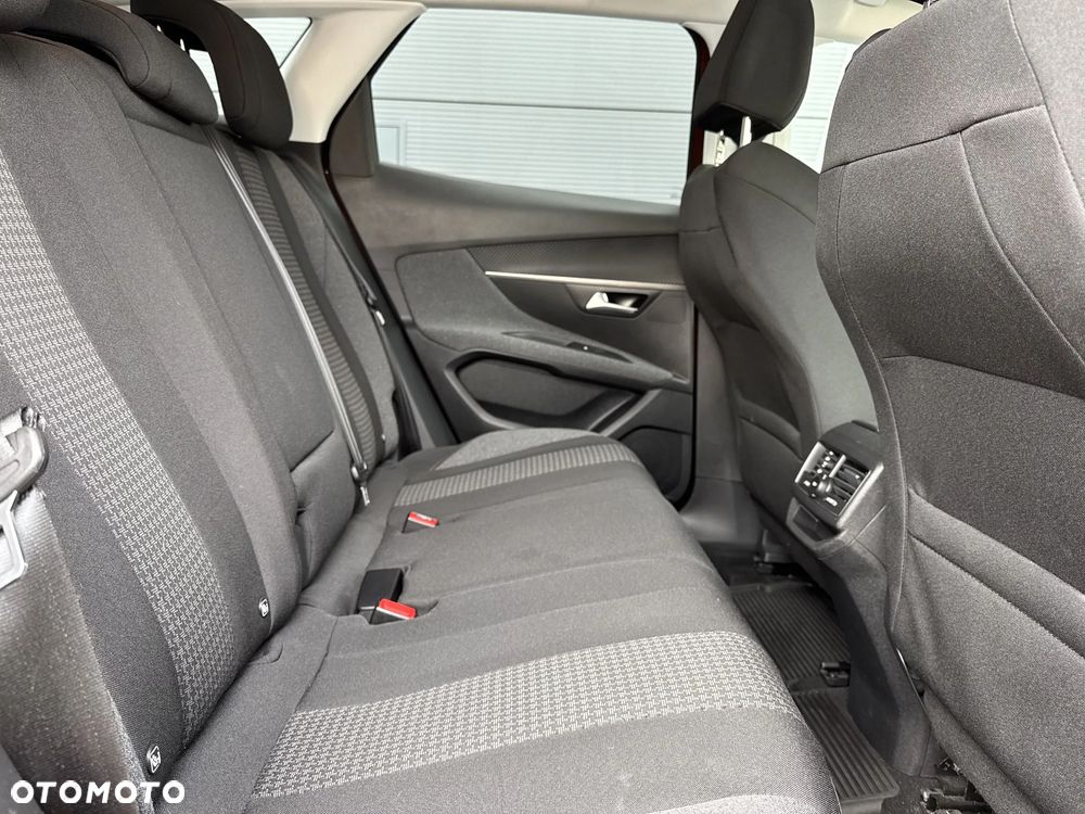 Peugeot 3008 1.2 PureTech GPF Allure S&S - 7
