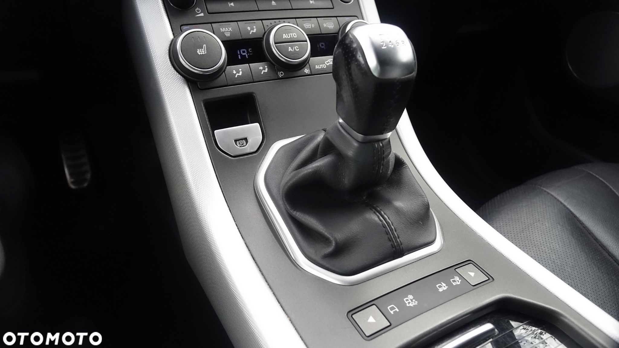 Land Rover Range Rover Evoque - 40