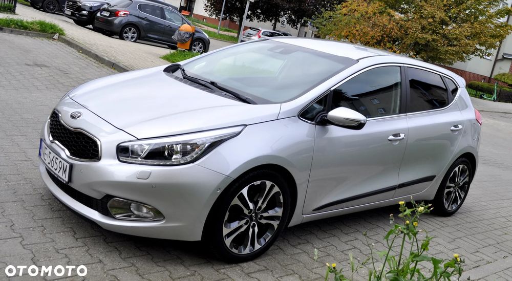 Kia Ceed 1.6 CRDi 128 Platinum Edition - 14