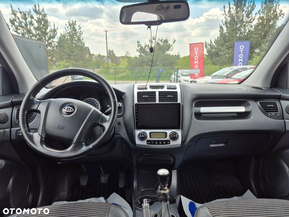 Kia Sportage 2.0 CRDI 4WD Cup - 24